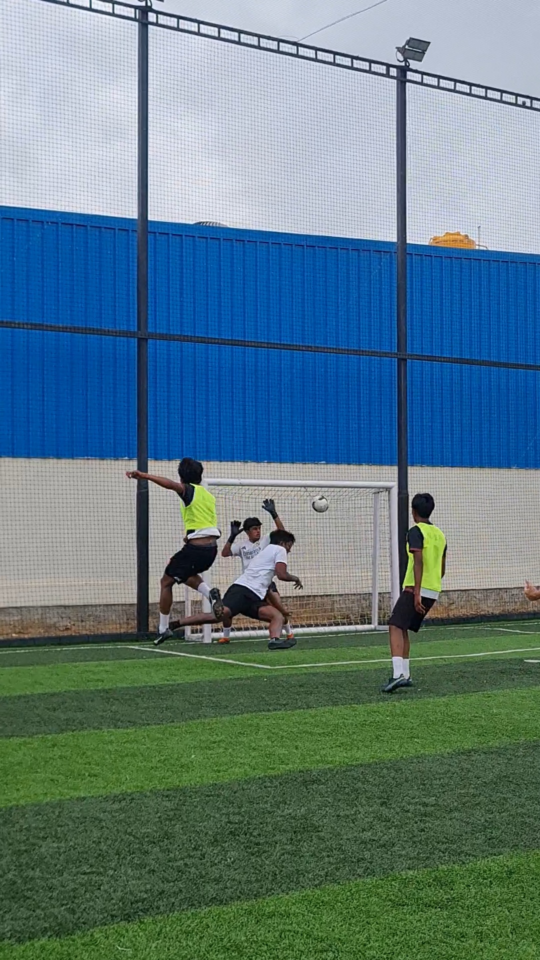 Header on goal during a knockout match